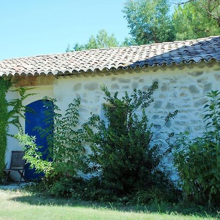 Le Mas De La Cigale Bleue, Caumont Sur Durance Экстерьер фото