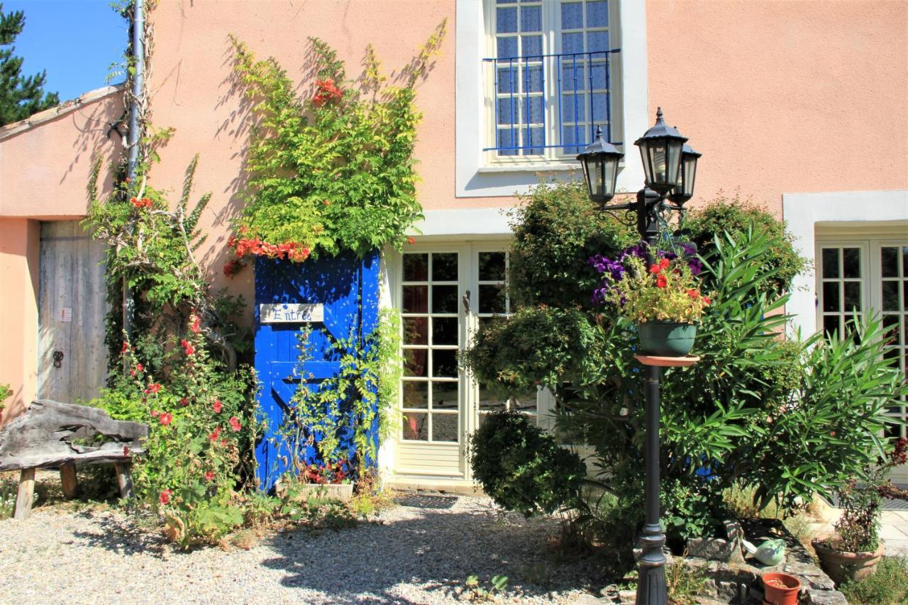 Le Mas De La Cigale Bleue, Caumont Sur Durance Экстерьер фото